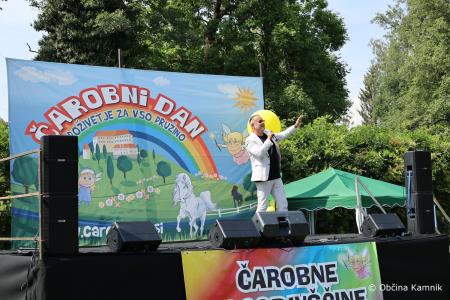 Praznični, 15. Čarobni dan z dobrodelno humanitarno noto (31)